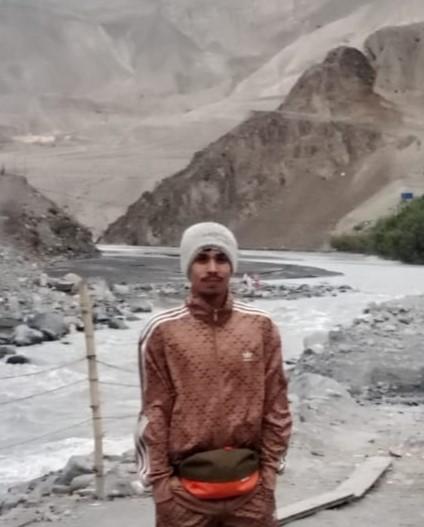 Avinash Giri profile