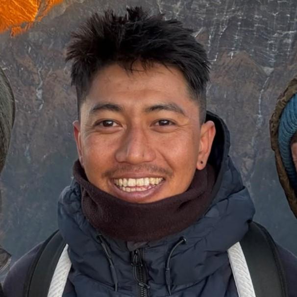 Apar Gurung profile