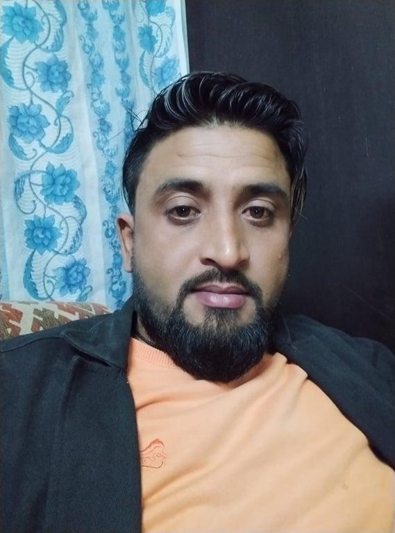 Dinesh Dhimal profile