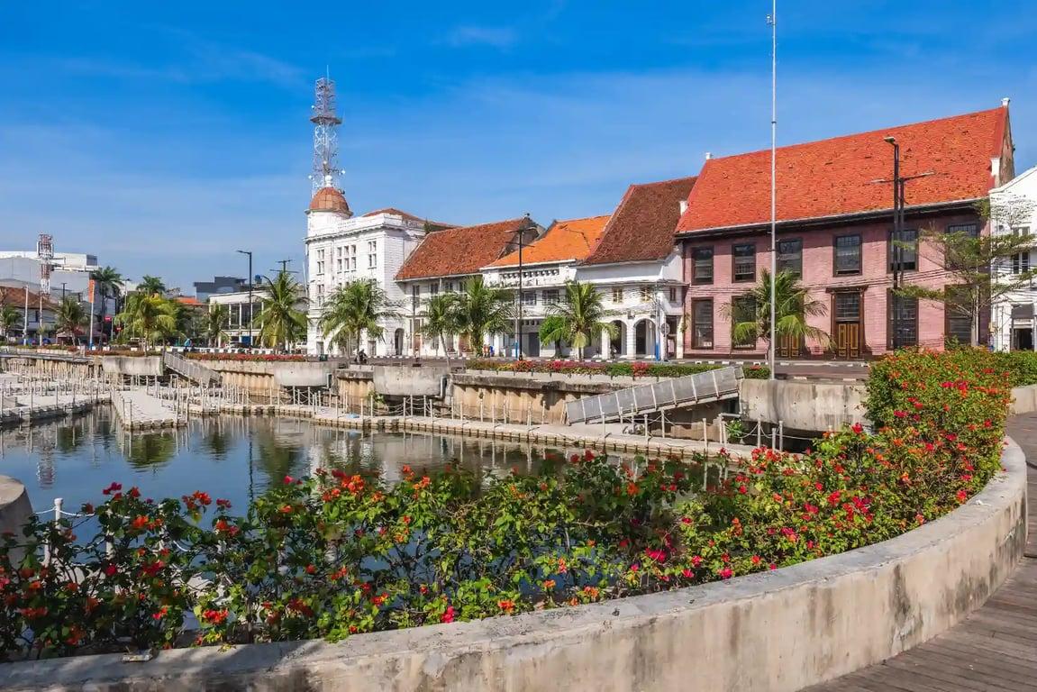 A Goat Bridge and the Other Map of Old Jakarta