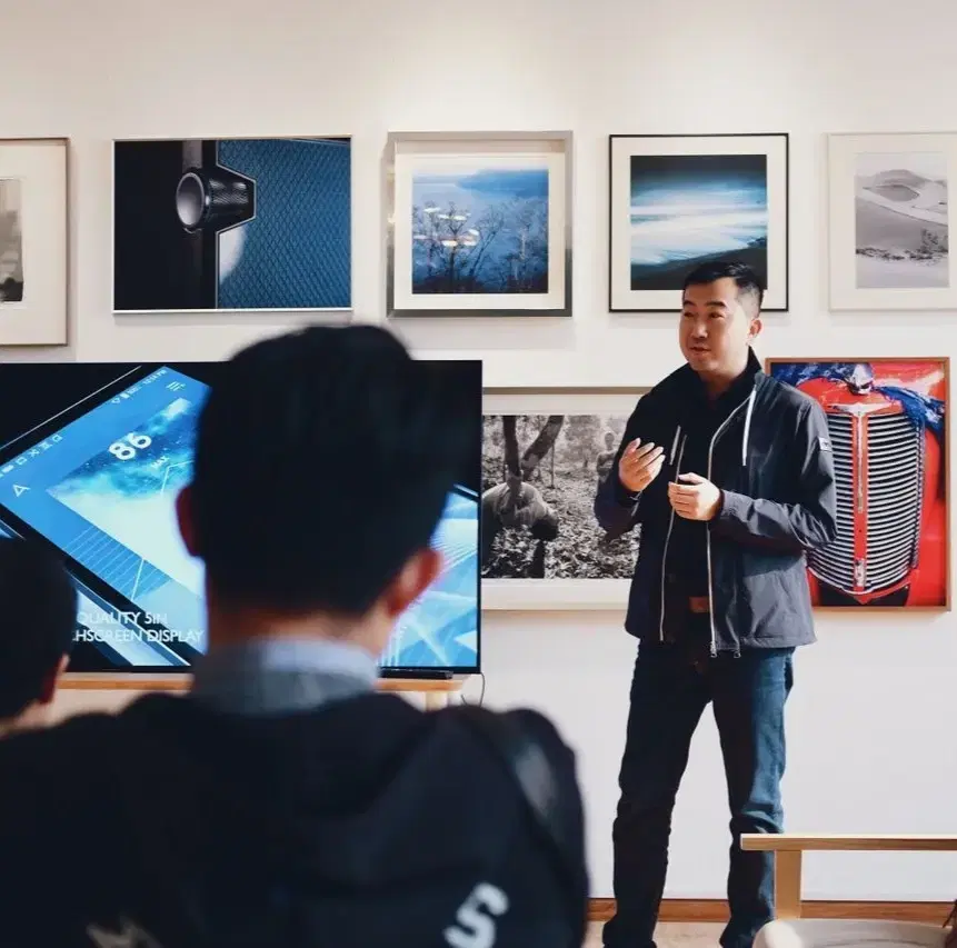 Art, Museum & Creative Guides